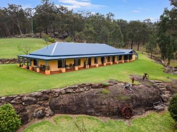 Your Rural dream awaits Idyllic Country Retreat on 200 Acres