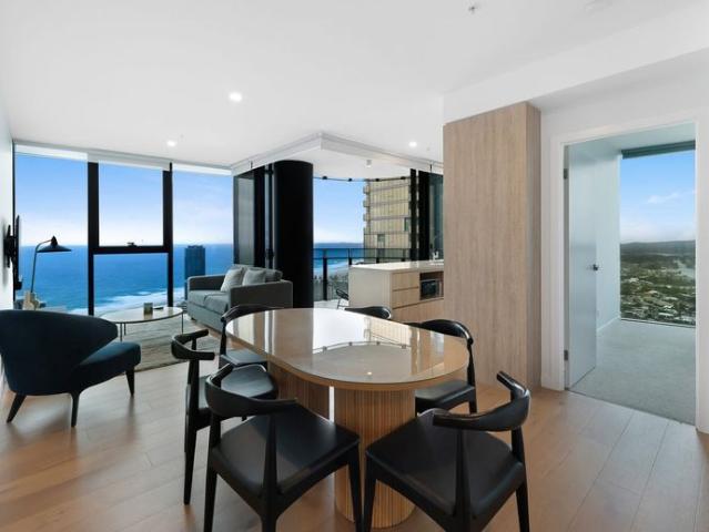 YOUR STAR RESIDENCE AWAITS! LIVE AMONGST THE CLOUDS WITH THIS AMAZING 2 BEDROOM FURNISHED APARTMENTS ON LEVEL 52 INLCUDES CAR PARK & WIFI!