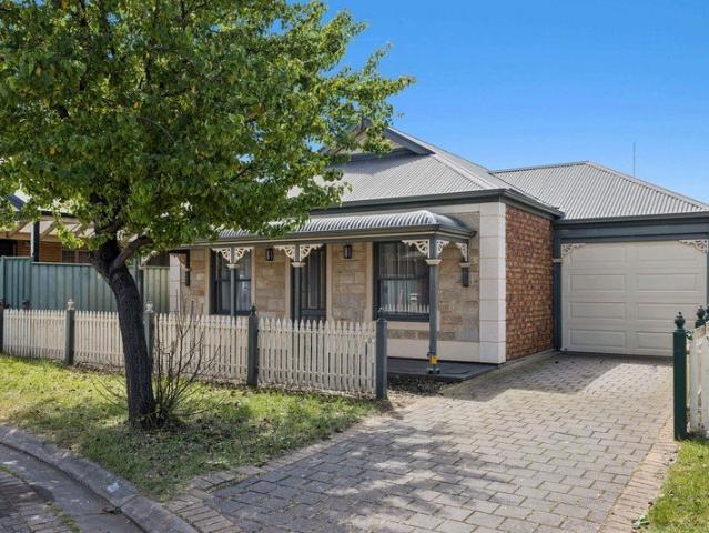 Your Sanctuary in Mawson Lakes Awaits!