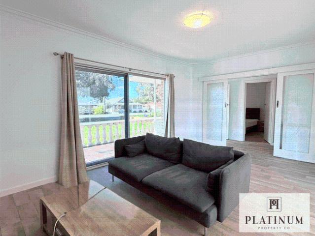 Your Spacious Escape to Relaxed Coastal Living