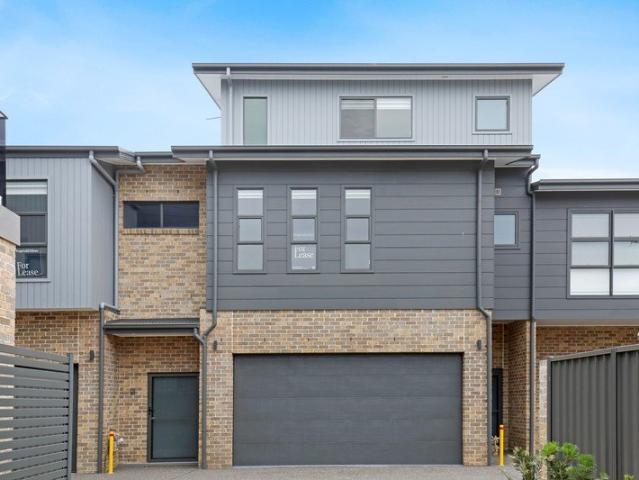 Your Three Storey Favourite in Fairy Meadow