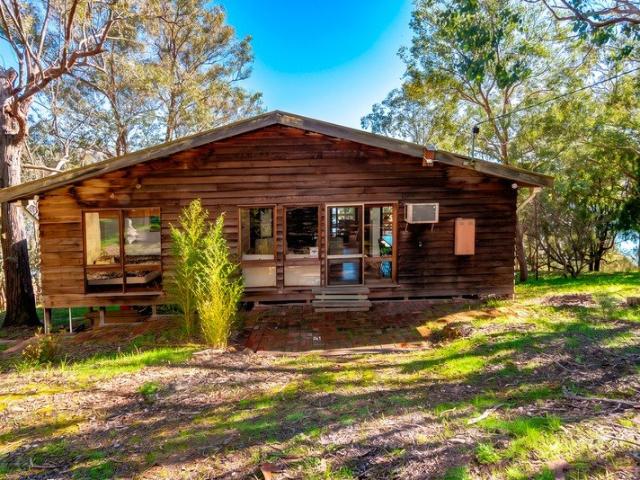 Your Ultimate Lakeside Sanctuary Awaits at Taylor Bay