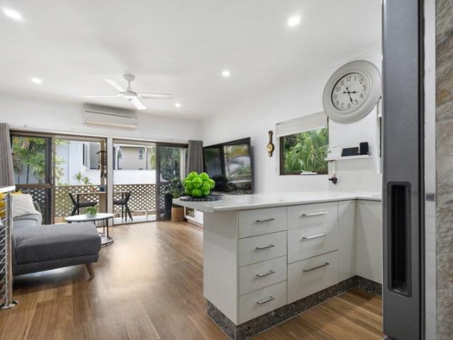 Your Ultimate Port Douglas Sanctuary on Davidson Street