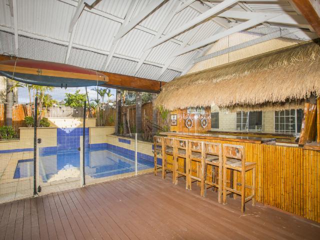 Your Very Own Backyard Resort in Kewdale