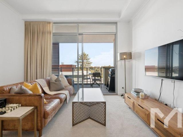 You're Invited to. Make East Fremantle's Café Strip Your Front Doorstep