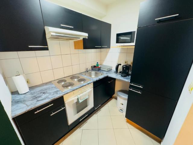 YourTemporaryApartment #1200 Vienna + Parking/Highway/U6 Subway