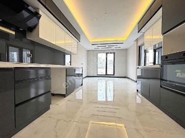Yozgat Bulvarı Yakını 4+1 200m2 İskanlı Oturuma Hazır Acil. !