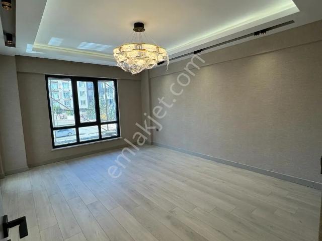 Ymz'den Yılmazlar Plaza Yanında 2,5+1 Sıfır Daire