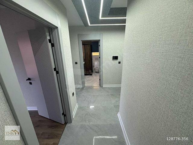 YNK GAYRİMENKULDEN SATILIK 2+1 AYRI MUTFAKLI GİYOTİN CAMLI DAİRE