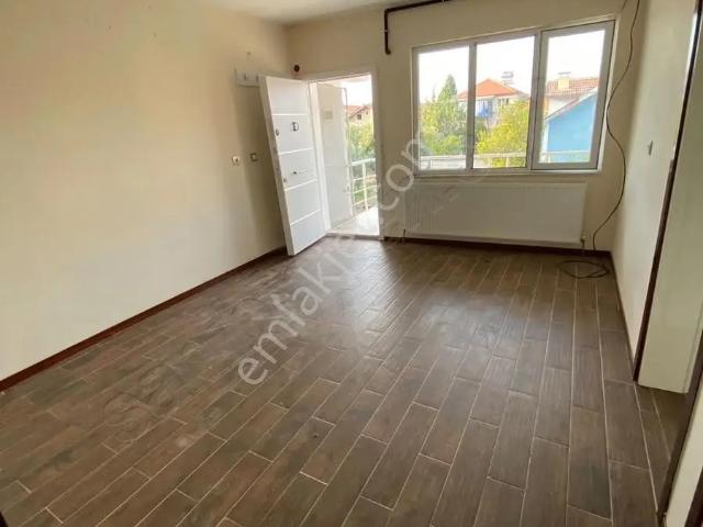 Yse Işıklarına Yürüme Mesafesinde 2+1 Kiralık Daire