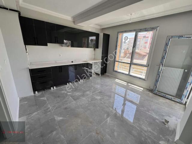 Ysf Emlak'tan Niğde Merkez İlhanlı Mah. 2+1 Kiralık Daire
