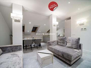 Kamienica po remoncie, centrum Żywca, 112,6 m2