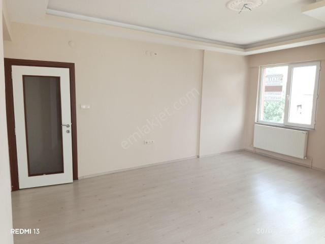 Yunus Emre Mahallesi'nde Kiralık 3+1 Lüks Daire