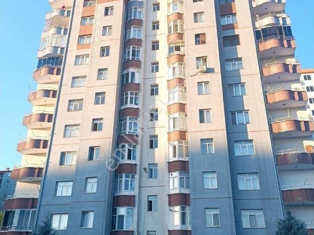 Yunus Emre Mahallesinde Satıılık Daire