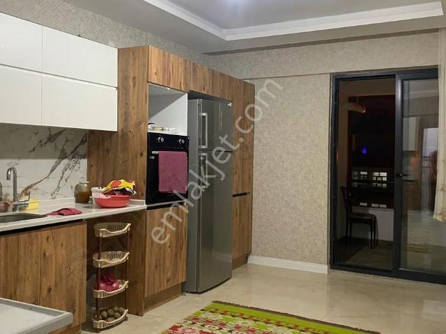 Yunus Emre Bulvarı Üst Sokağında Ultra Lüks 3+1 Daire