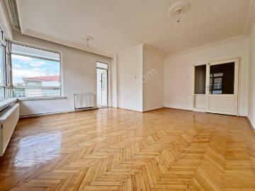 Yunus Emre Cad. Üzeri Üst Katta Çift Balkonlu 3+1 Bağımsız Salonlu Kiralık Daire!