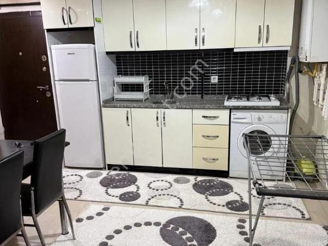 Yunusemre’de Satılık Eşyalı 1+1 Apart Apart