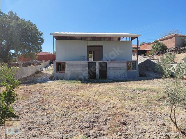 YUNUSEMRE SEYİTLİ DE SATILIK 950 M2 ARSA İÇİN DE NA TAMAM EV 4.295.000 TL