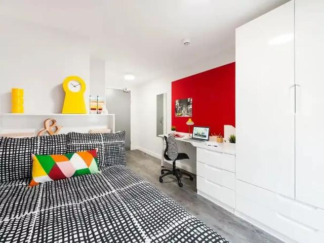 Yugo Arofan House, Cardiff Has an Apartment
