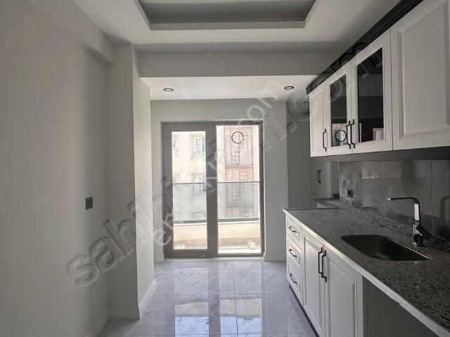 Yukarı Norşin Cami Yakınında Satılık 3+1 Sıfır Daire