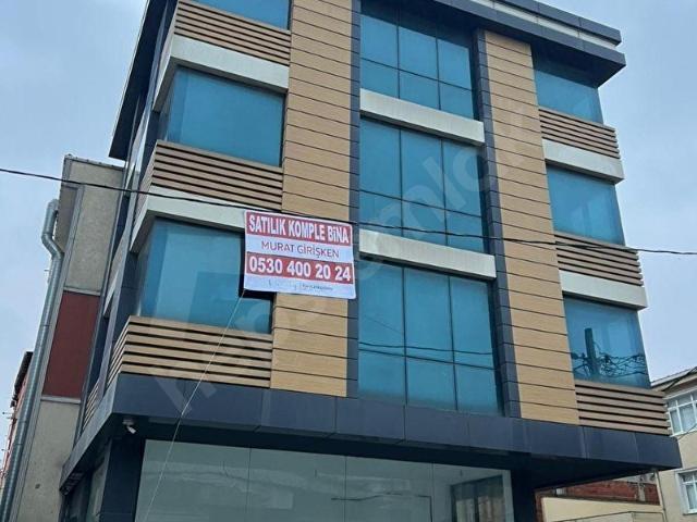 YUKARI DUDULLU'DA KOMPLE KİRALIK PLAZA