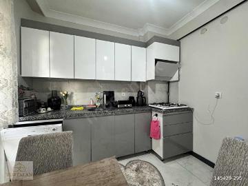 YÜKSEK GİRİŞ KLASİK MUTFAKLI 2+1 GENİŞ SATILIK DAİRE