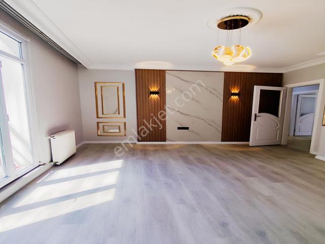 Yüksek Konfor Ferah Yaşam Gözde Konumda 3+1 Satılık Daire