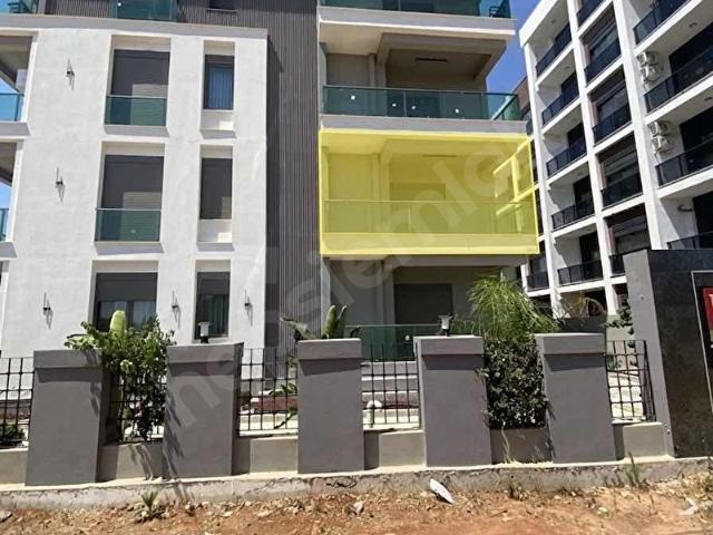 Yüksek konumda kiralık 1+1