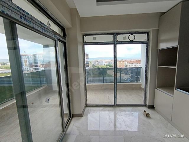 YÜKSEK KATTA KİRALIK DAİRE