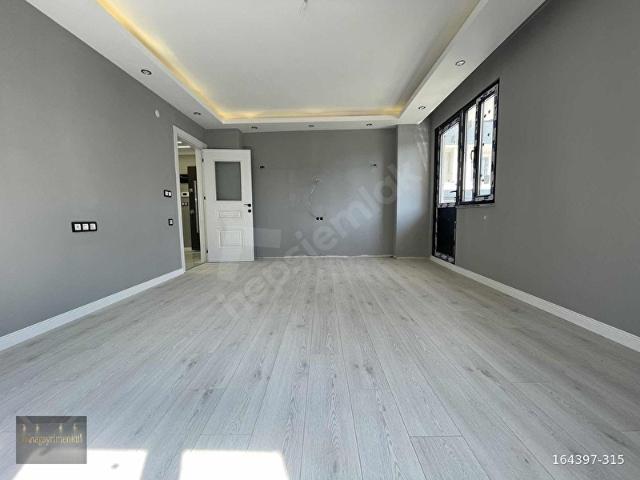 YÜKSEK KREDİ İMKANI ARAKAT KATTA TEK ASANSÖRLÜ 3+1 LÜKS DAİRE