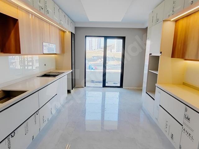 YÜKSEK KREDİYE UYGUN 4+1 FERAH DAİRE