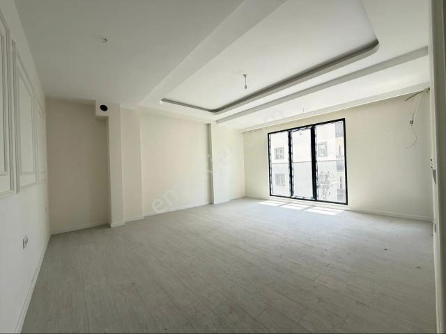 Yüksek Kredili Barış Mh.satılık İskanlı 3+1 Sıfır Arakat Daire
