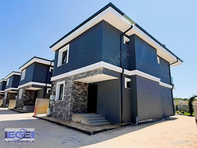 YÜKSEK STANDARTLI VİLLA 375 m BAHÇELİ AKILLI SİSTEMLİ