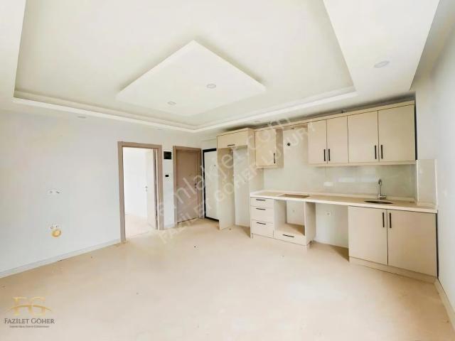 Döşemealtı Yeniköy'de Satılık 1+1 Daire, 65m²