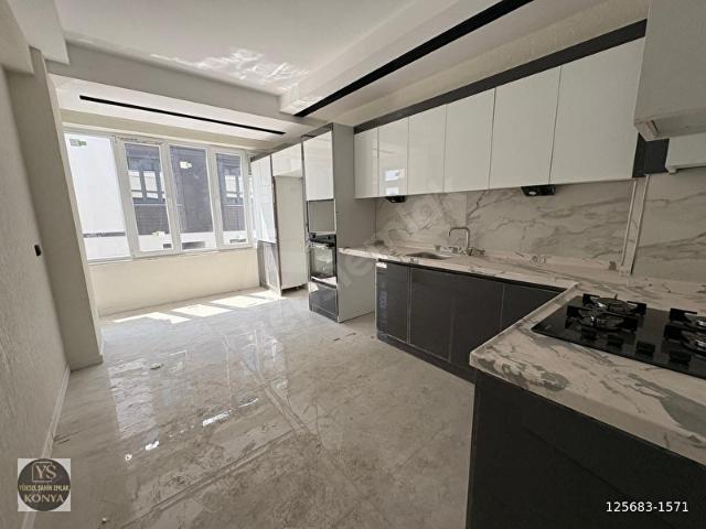 YÜKSEL ŞAHİN DEN BEYHEKİM KAVŞAKTA ARAKAT 3+1 SIFIR DAİRE
