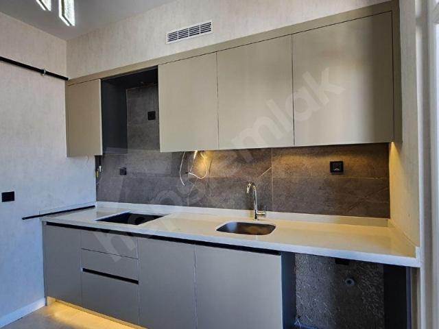 YÜKSEL ŞAHİN DEN S.EYYUBİ DE 2,5+1 MEMUR KİRACILI BAKIMLI DAİRE