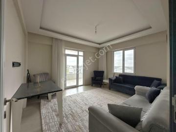 Yüksel Şahin'den Kosova'da Ara Kat Asansörlü Eşyalı Satılık 2+1