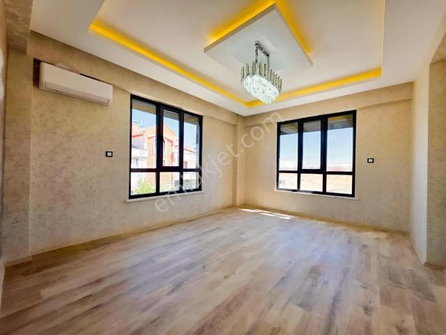 Yüksel Şahin'den Sancak'da Çok Aranan Yeni 2,5+1 Daireler !