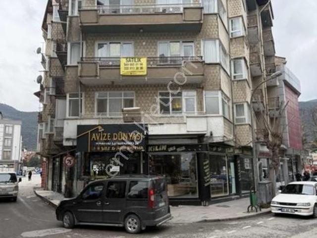 Yüksel Emlaktan Satılık Çarşı İçinde Dairee 2+1