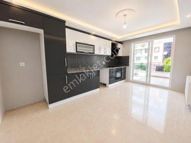 Yüksel'den Cennetayağında Site İçinde Otoparklı 3+1 Ferah Daire