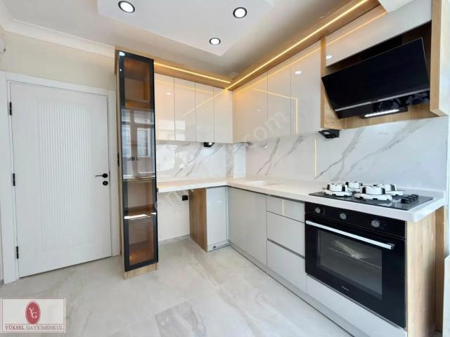 ▓yükselden Akçay'da Arakat Ayrı Mutfaklı Ön Cephe Lux 2+1 Daire▓
