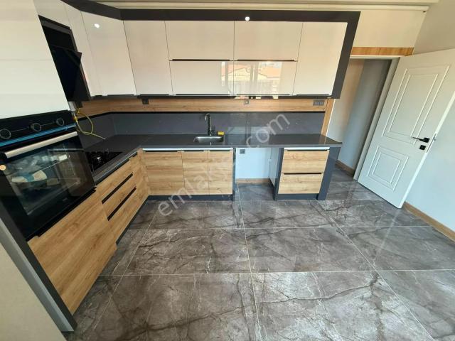 Yükselden Altınkum'da Öncephe Geniş Teraslı Kiralık 3+1 Dubleks