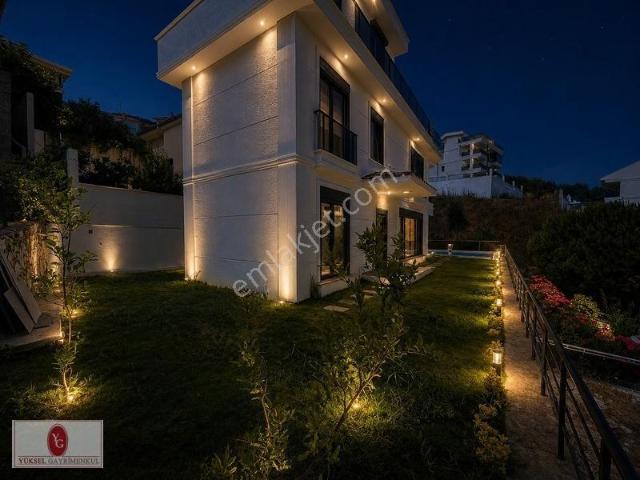 Yükselden Altınolukta Deniz Manzaralı Ultra Lux Havuzlu 3+1villa