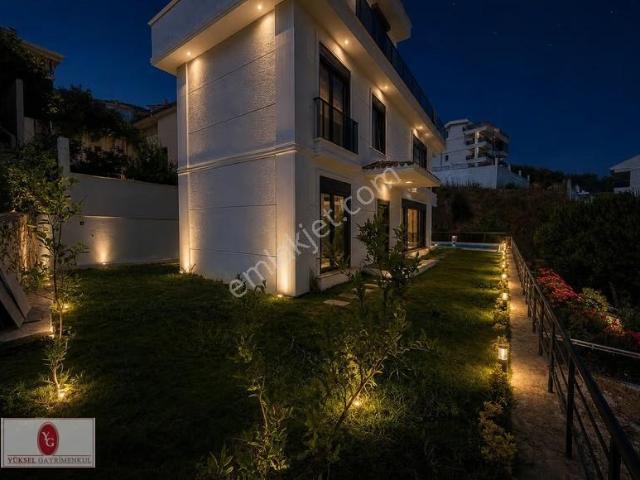 Yükselden Altınolukta Deniz Manzaralı Ultra Lux Havuzlu 3+1villa