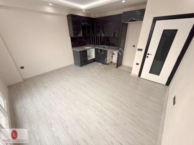 Yüksel'den Badem Alanında Yerden Isıtmalı 1+1 Geniş Sıfır Daire