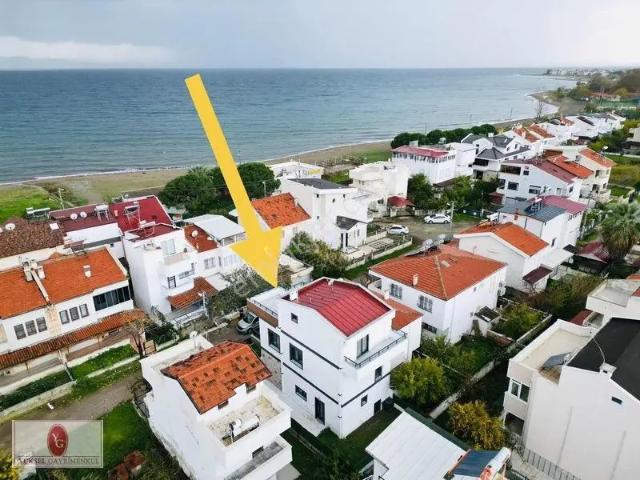 Yükselden Gürede Denize 50 Metre Ultra Lüx Tasarım 4+1 Villa