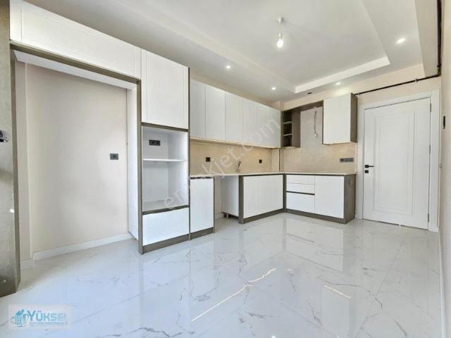 Yüksel'den Şemikler De Satılık Arakat 2+1 Geniş Kullanışlı Daire