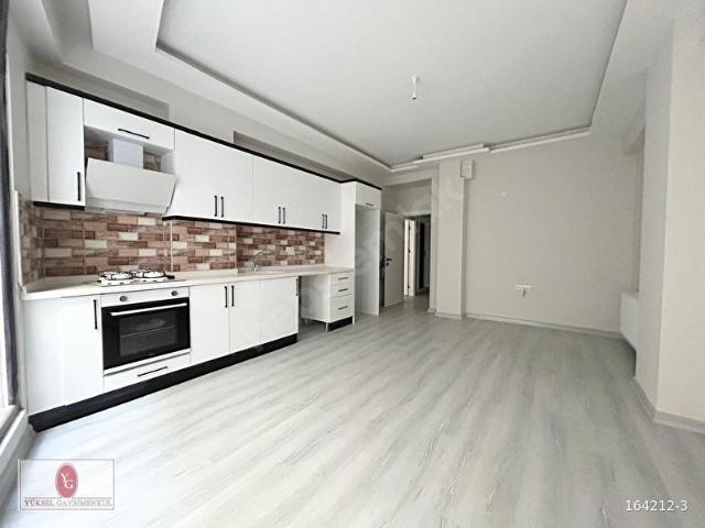YÜKSEL'DEN EDREMİT MERKEZİN'DE EBEVEYN BANYOLU DOĞALGAZLI LUX SIFIR 2+1 DUBLEX