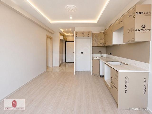 YÜKSEL'DEN KADIKÖY'DE YERDEN ISITMA SIFIR ÖNCEPHE 1+1 SATILIK DAİRE