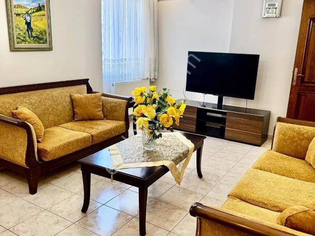 Yurt Mahallesi Turgut Özal Bulvarı Üzerinde Full Eşyalı 4+1 Kiralık Daire